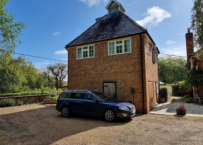 Square Oast Studio
