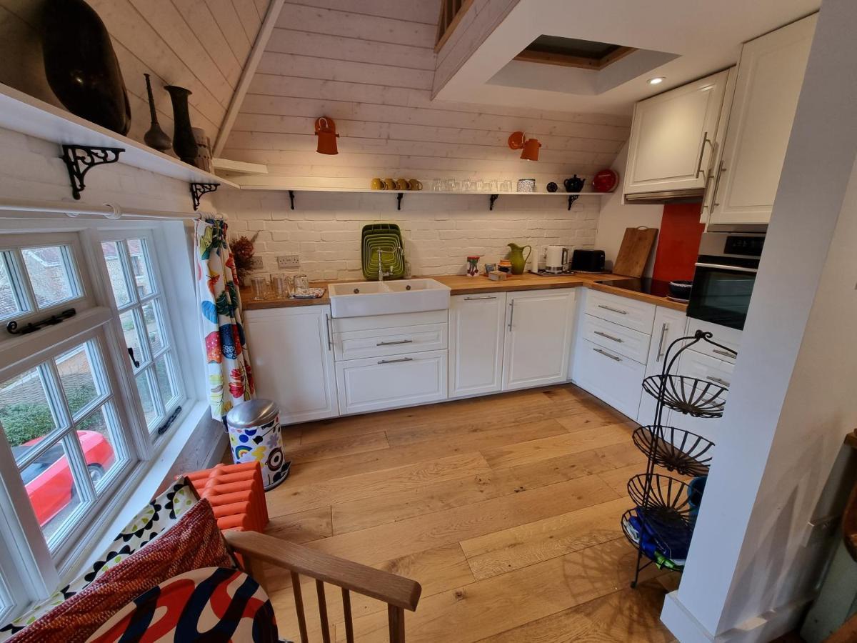 Square Oast